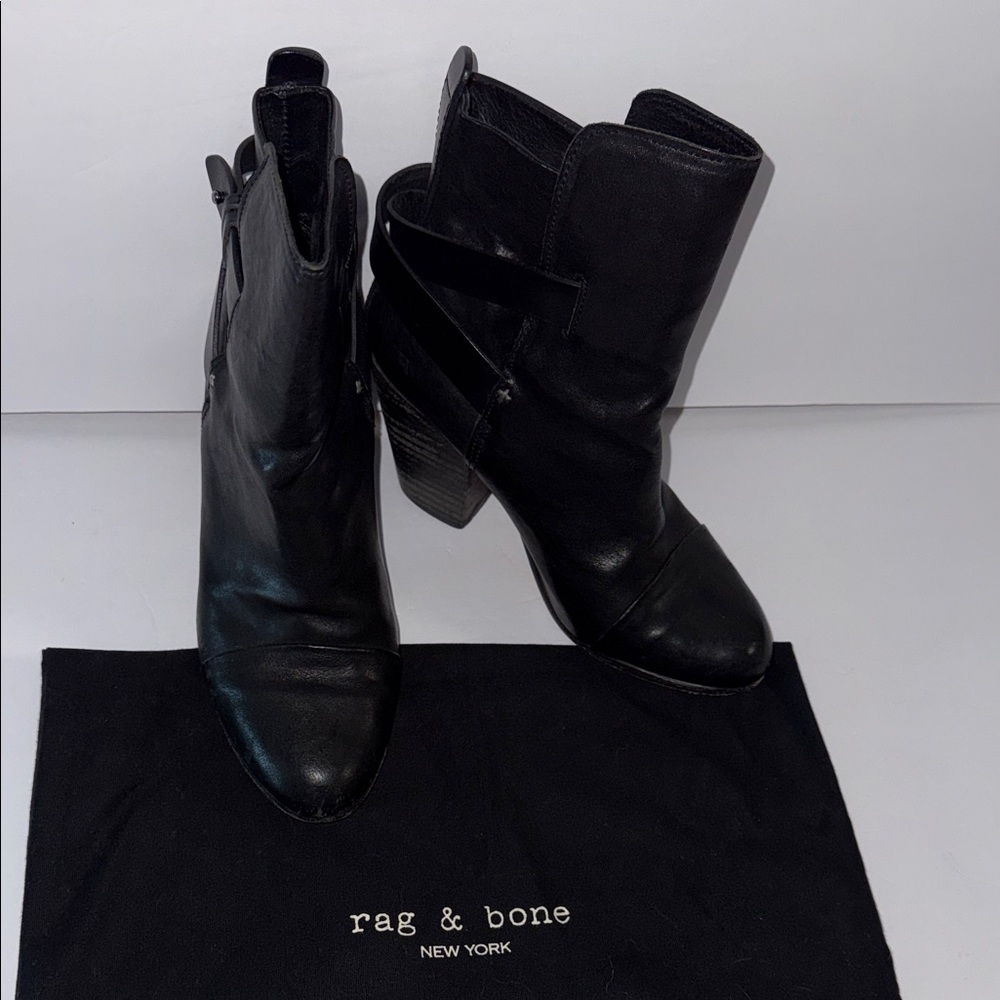 Rag & Bone Sleek Black Ankle Moto Kinsey Booties Boots Women’s Size 36.5